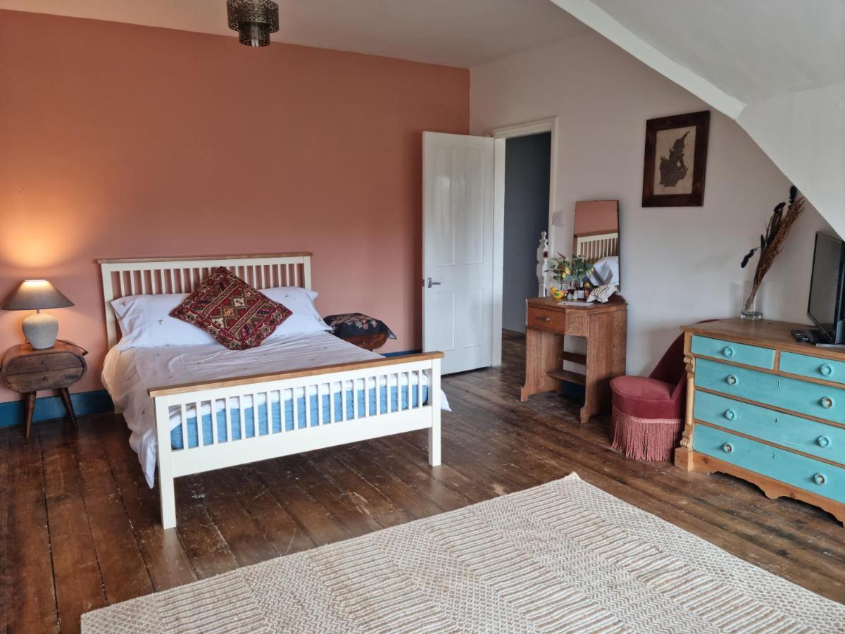 Beautiful Space On Top Of Edwardian House Hotell Hastings Exteriör bild