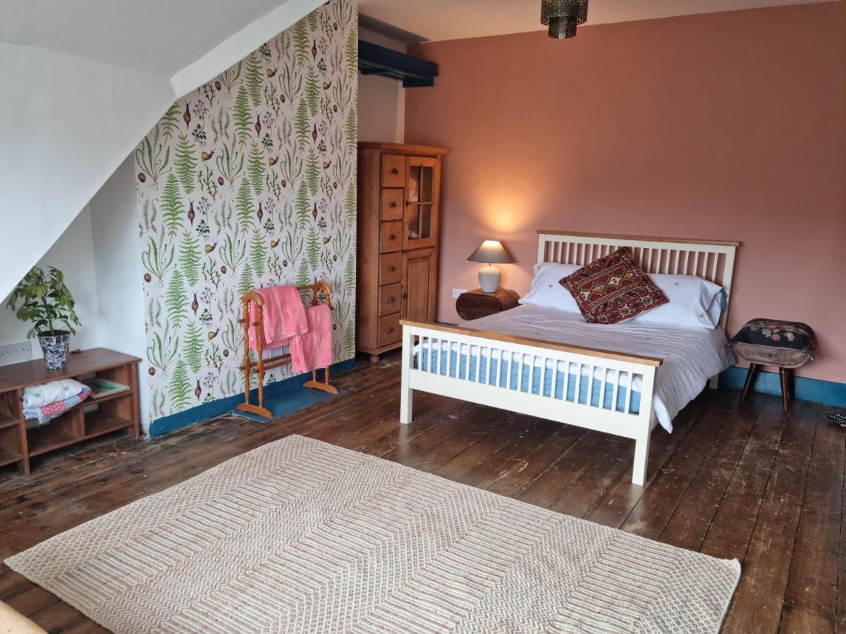 Beautiful Space On Top Of Edwardian House Hotell Hastings Exteriör bild