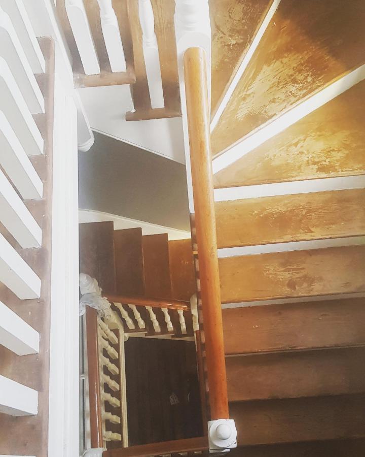 Beautiful Space On Top Of Edwardian House Hotell Hastings Exteriör bild